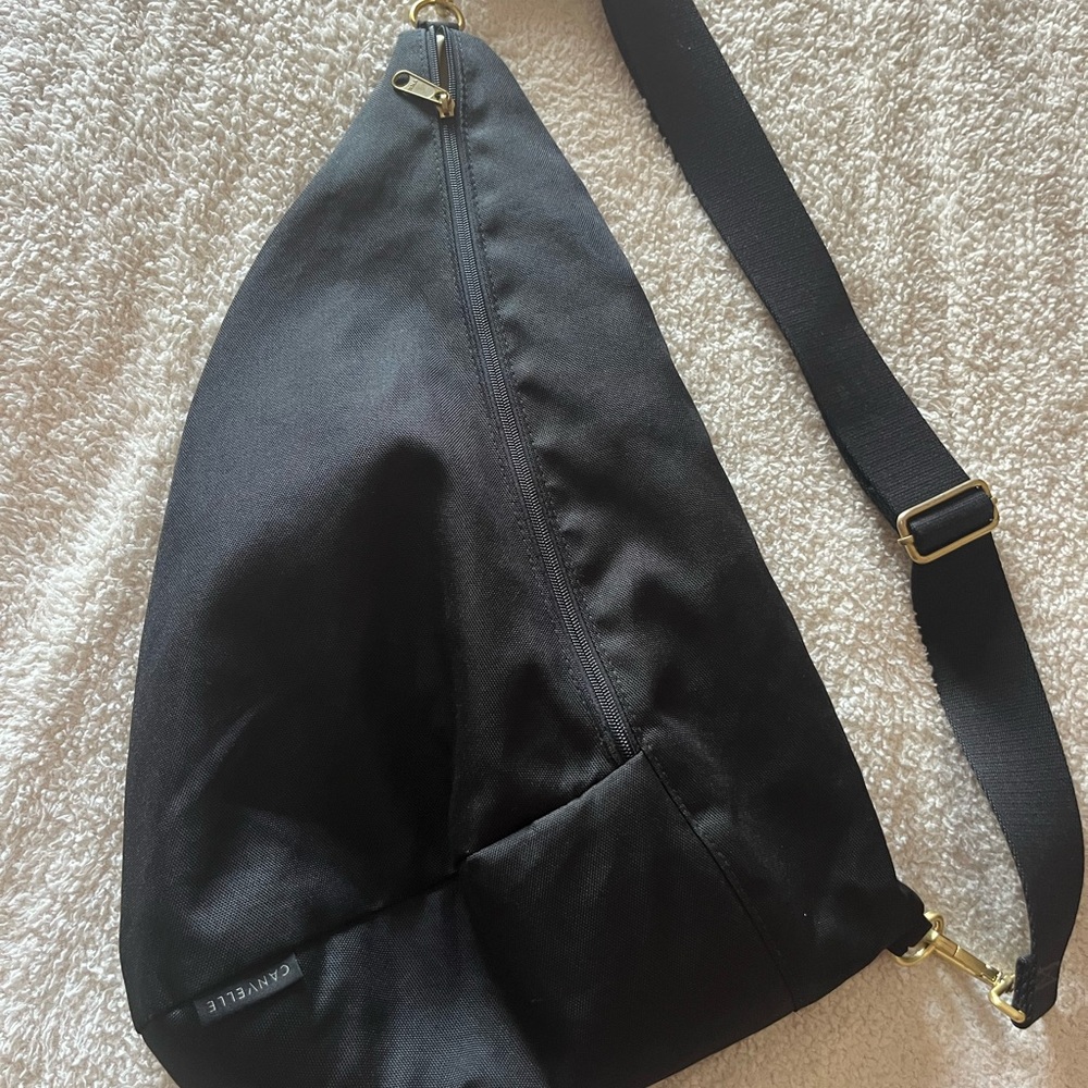 Canvelle Black Sling Bag